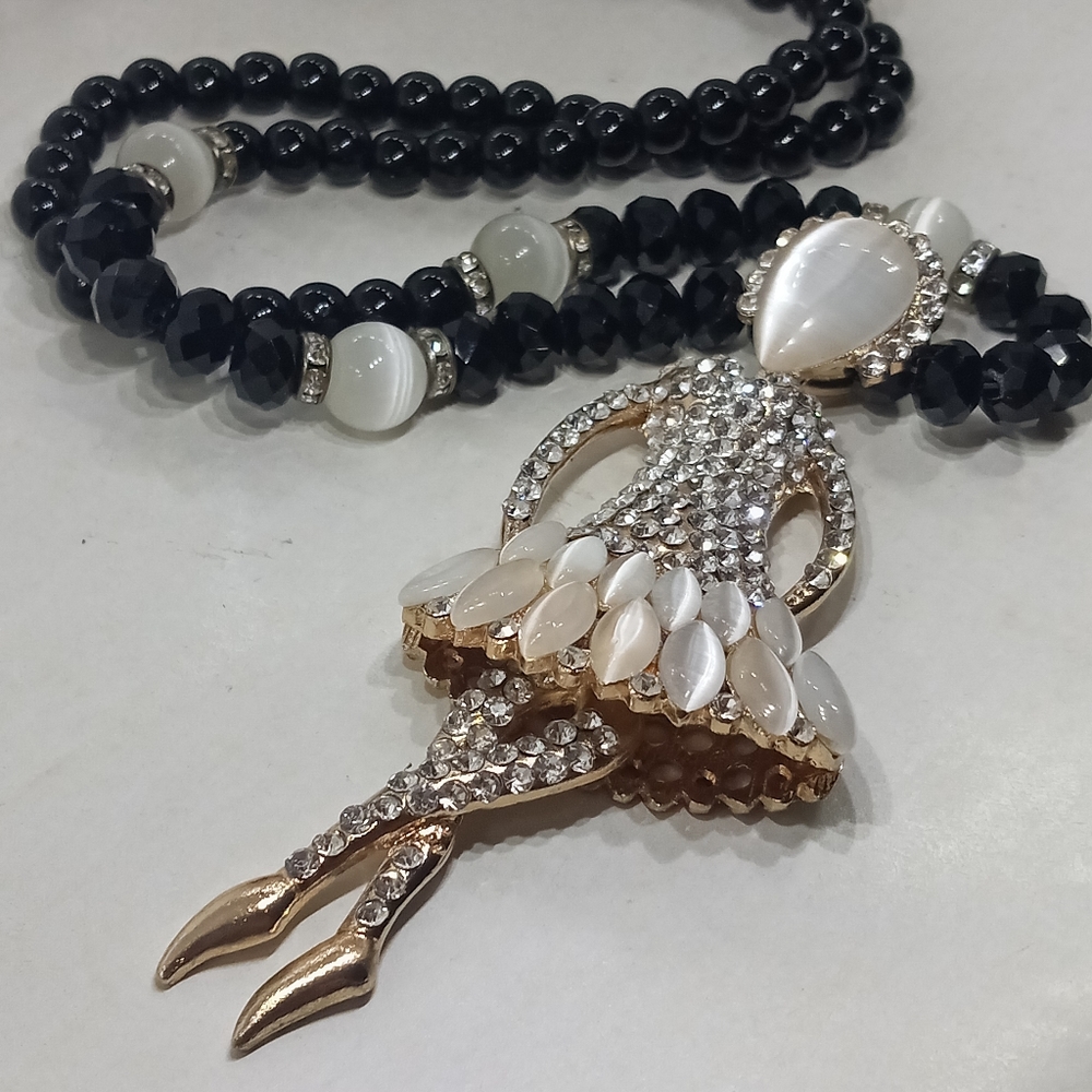 New Ballerina Austrian Crystal Cat's Eye Black Beads Necklace